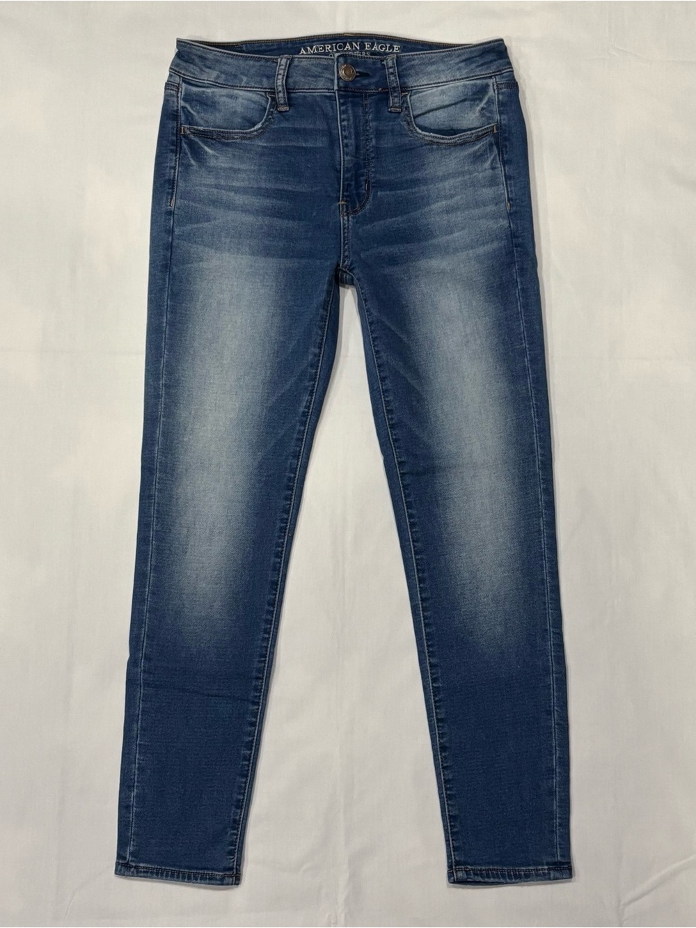 AMERICAN EAGLE Hi-Rise Jegging Crop Jeans Size 8 Regular Medium Wash Stretch